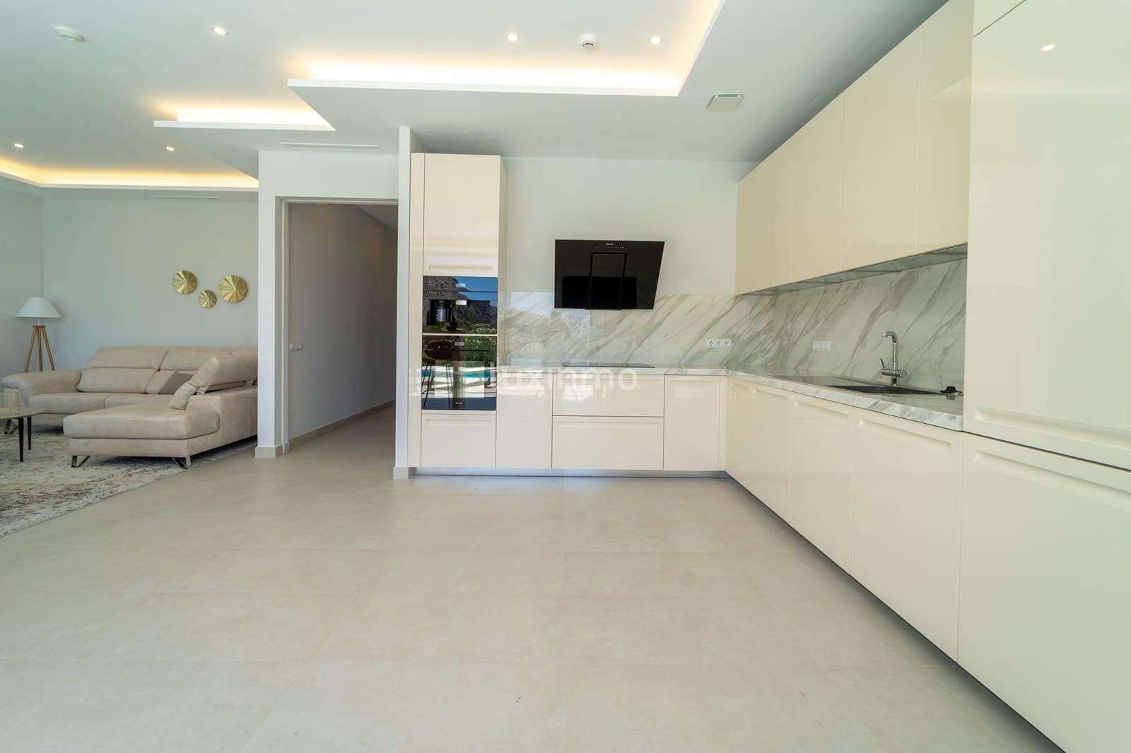 6 bedroom Villa for sale in Calpe / Calp with pool garage - € 2,200,000 (Ref: 8845294)