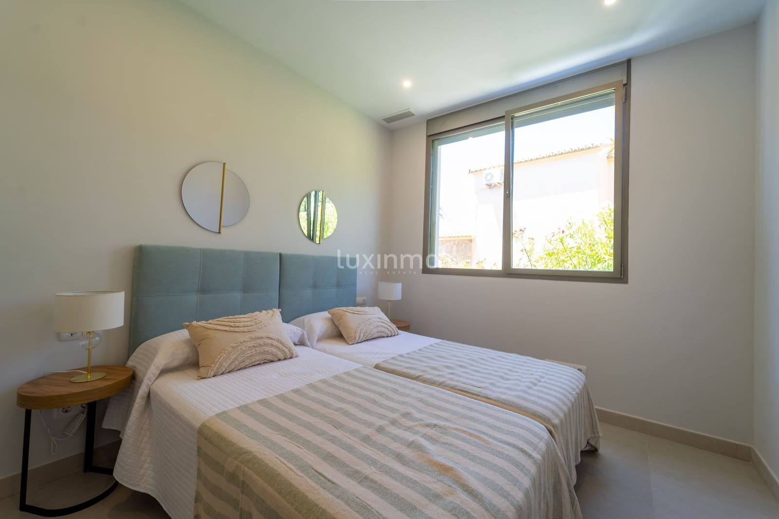 6 bedroom Villa for sale in Calpe / Calp with pool garage - € 2,200,000 (Ref: 8845294)