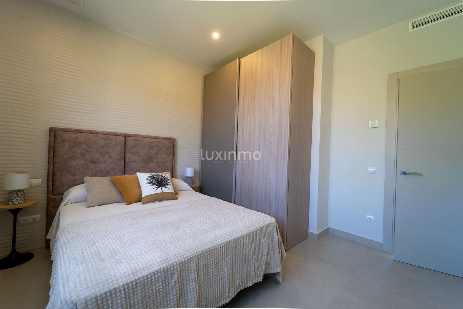 6 bedroom Villa for sale in Calpe / Calp with pool garage - € 2,200,000 (Ref: 8845294)