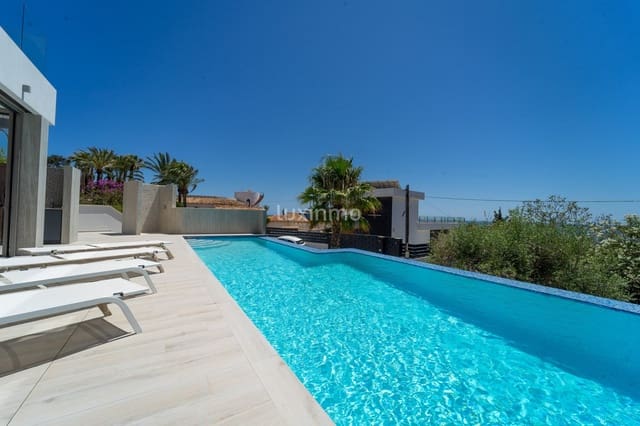 6 bedroom Villa for sale in Calpe / Calp with pool garage - € 2,200,000 (Ref: 8845294)