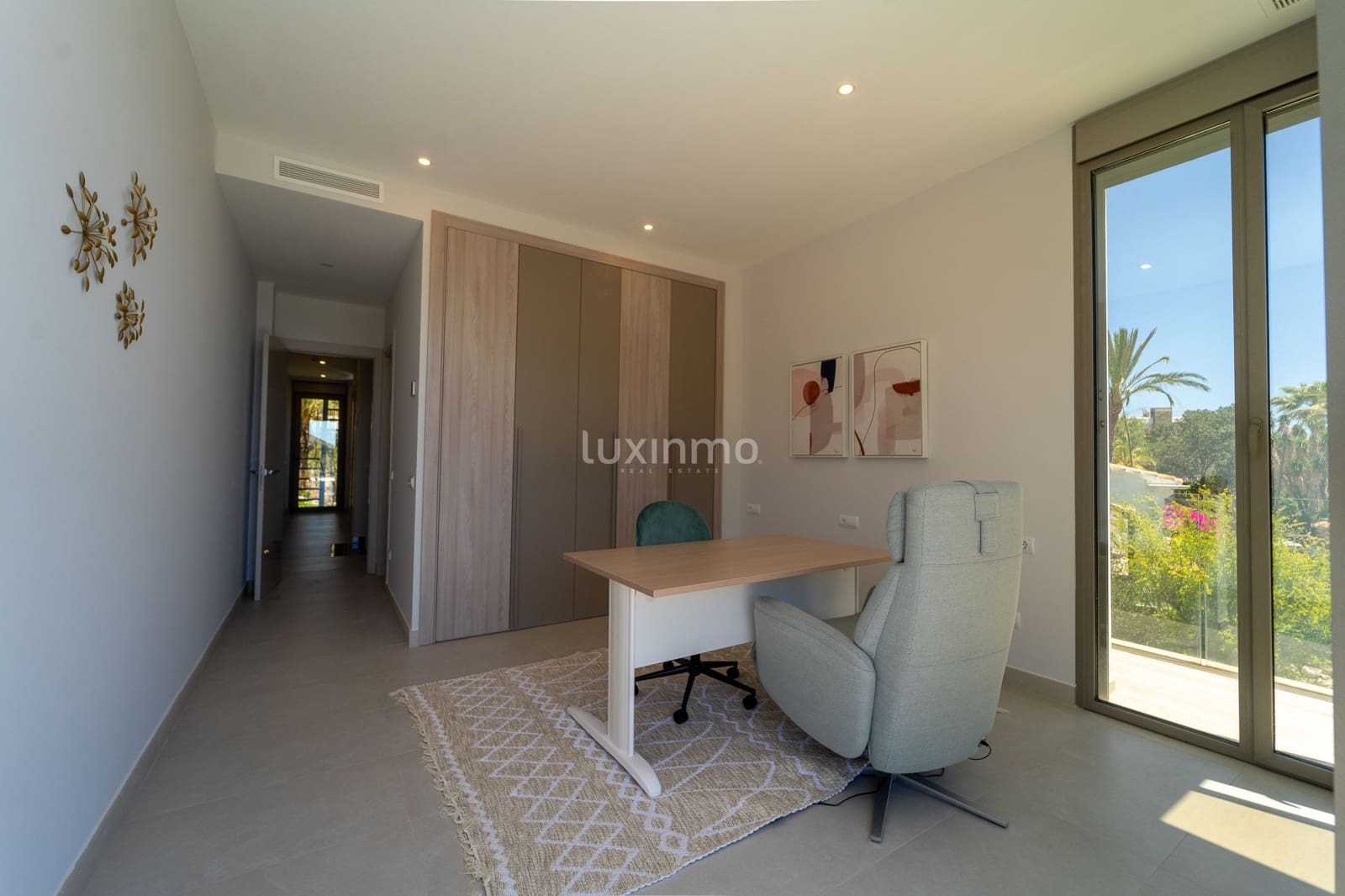 6 bedroom Villa for sale in Calpe / Calp with pool garage - € 2,200,000 (Ref: 8845294)