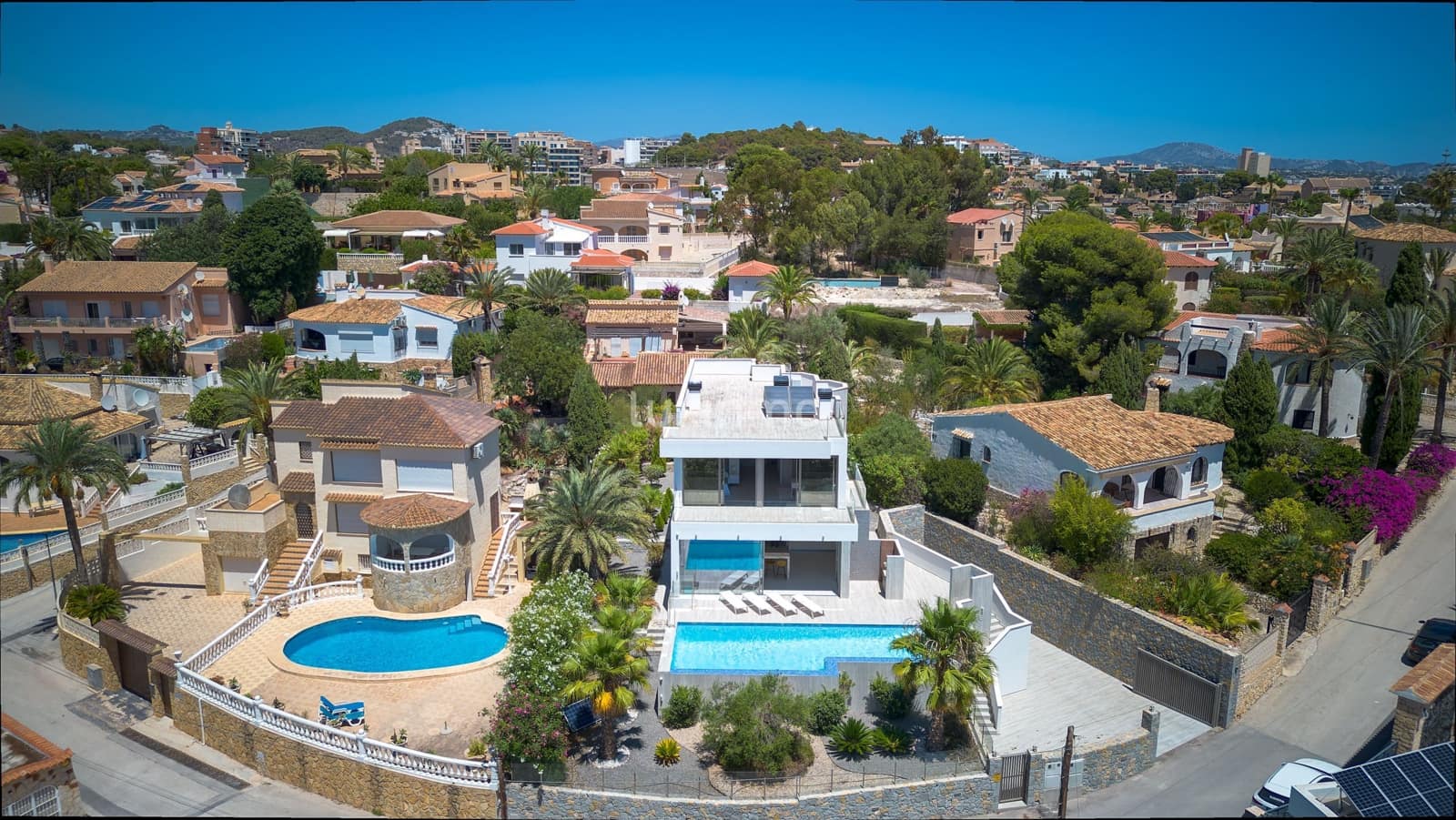 6 bedroom Villa for sale in Calpe / Calp with pool garage - € 2,200,000 (Ref: 8845294)