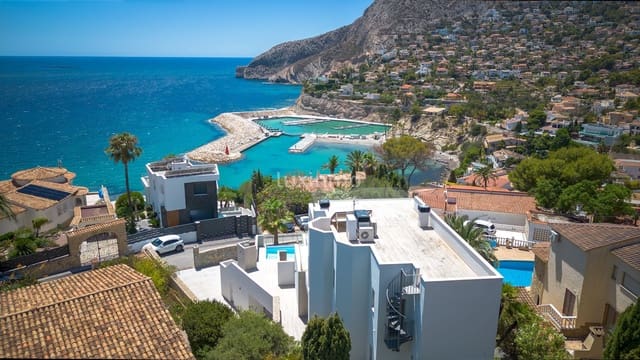 6 bedroom Villa for sale in Calpe / Calp with pool garage - € 2,200,000 (Ref: 8845294)