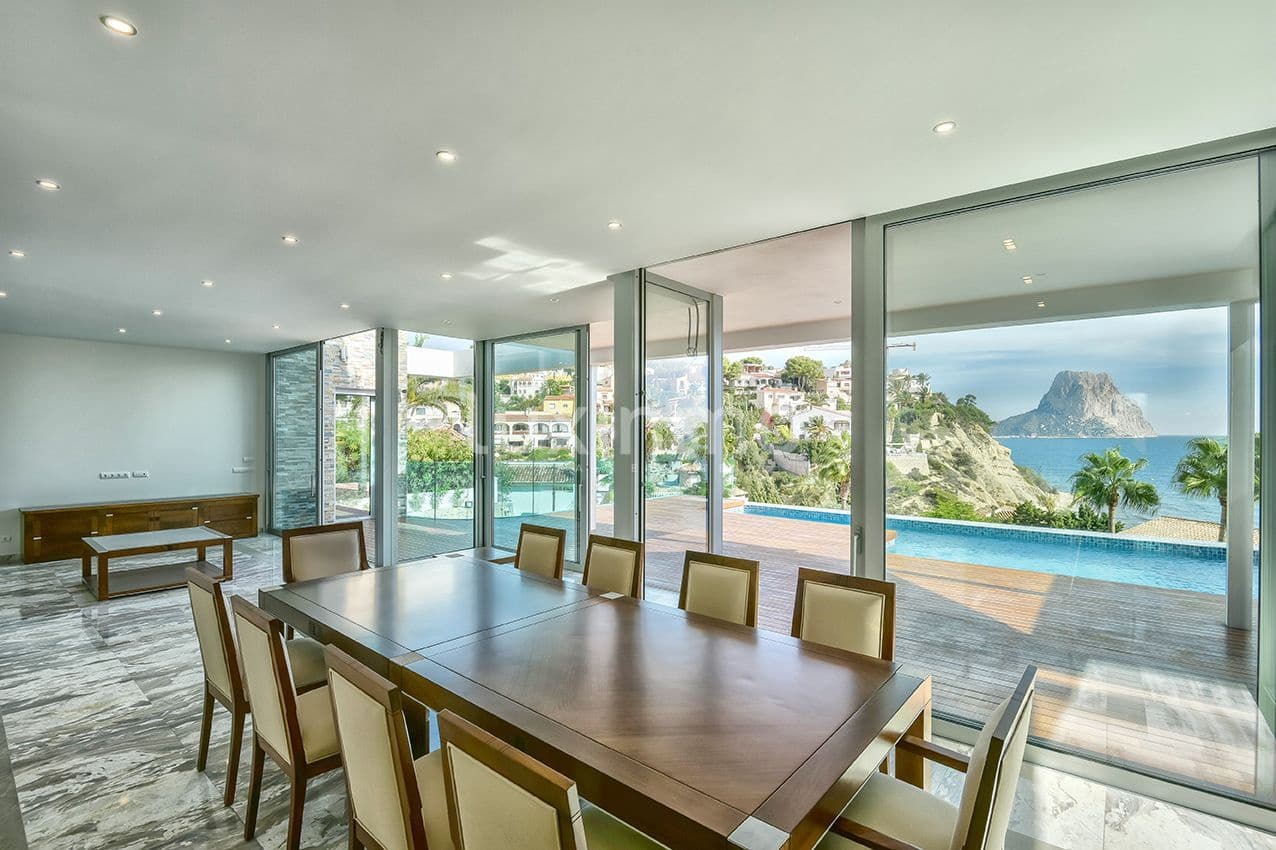 3 sypialnia Willa na sprzedaż w Calpe / Calp z basenem garażem - 2 950 000 € (Ref: 8845295)