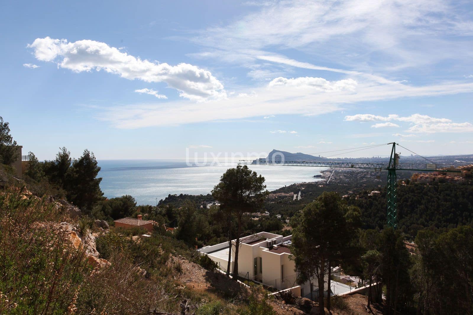 Grunde uden byggetilladelser til salg i Altea - € 1.200.000 (Ref: 8845296)