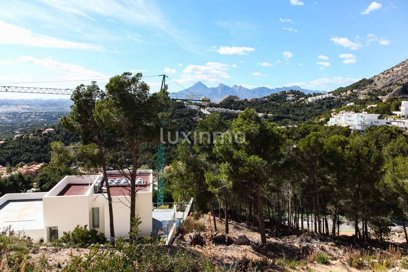 Grunde uden byggetilladelser til salg i Altea - € 1.200.000 (Ref: 8845296)