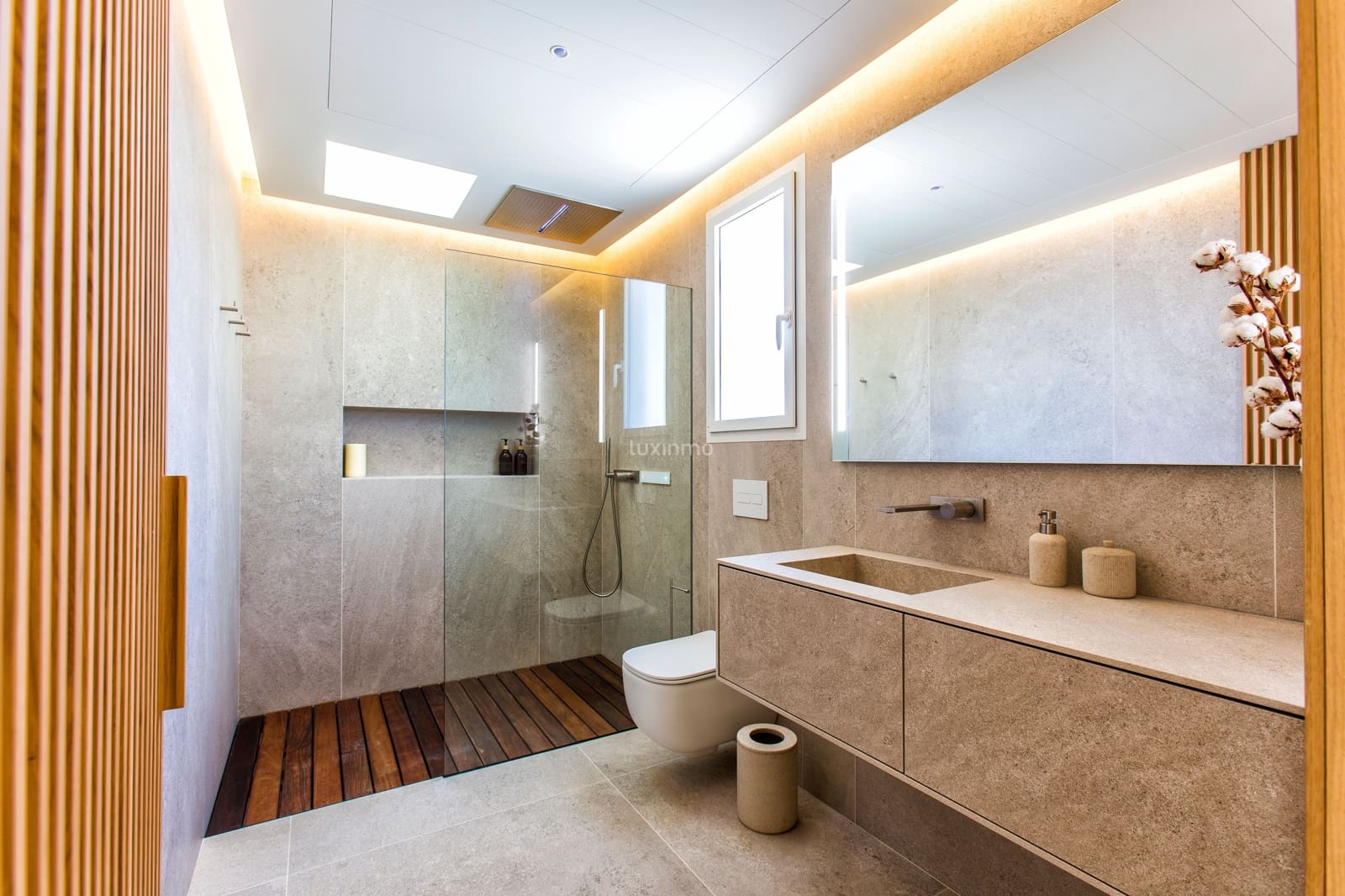 5 soveværelse Villa til salg i Benissa med swimmingpool garage - € 2.595.000 (Ref: 8845304)