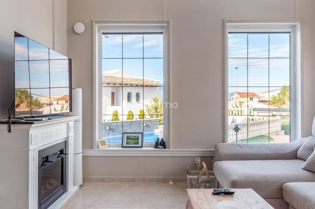 3 soverom Villa til salgs i Alfaz del Pi / L'Alfàs del Pi med svømmebasseng garasje - € 1 349 000 (Ref: 8845309)