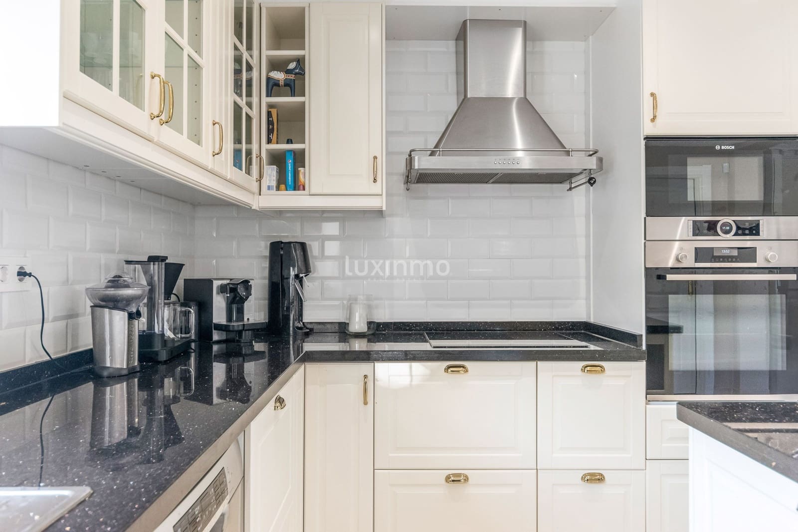 3 soverom Villa til salgs i Alfaz del Pi / L'Alfas del Pi med svømmebasseng garasje - € 1 349 000 (Ref: 8845309)