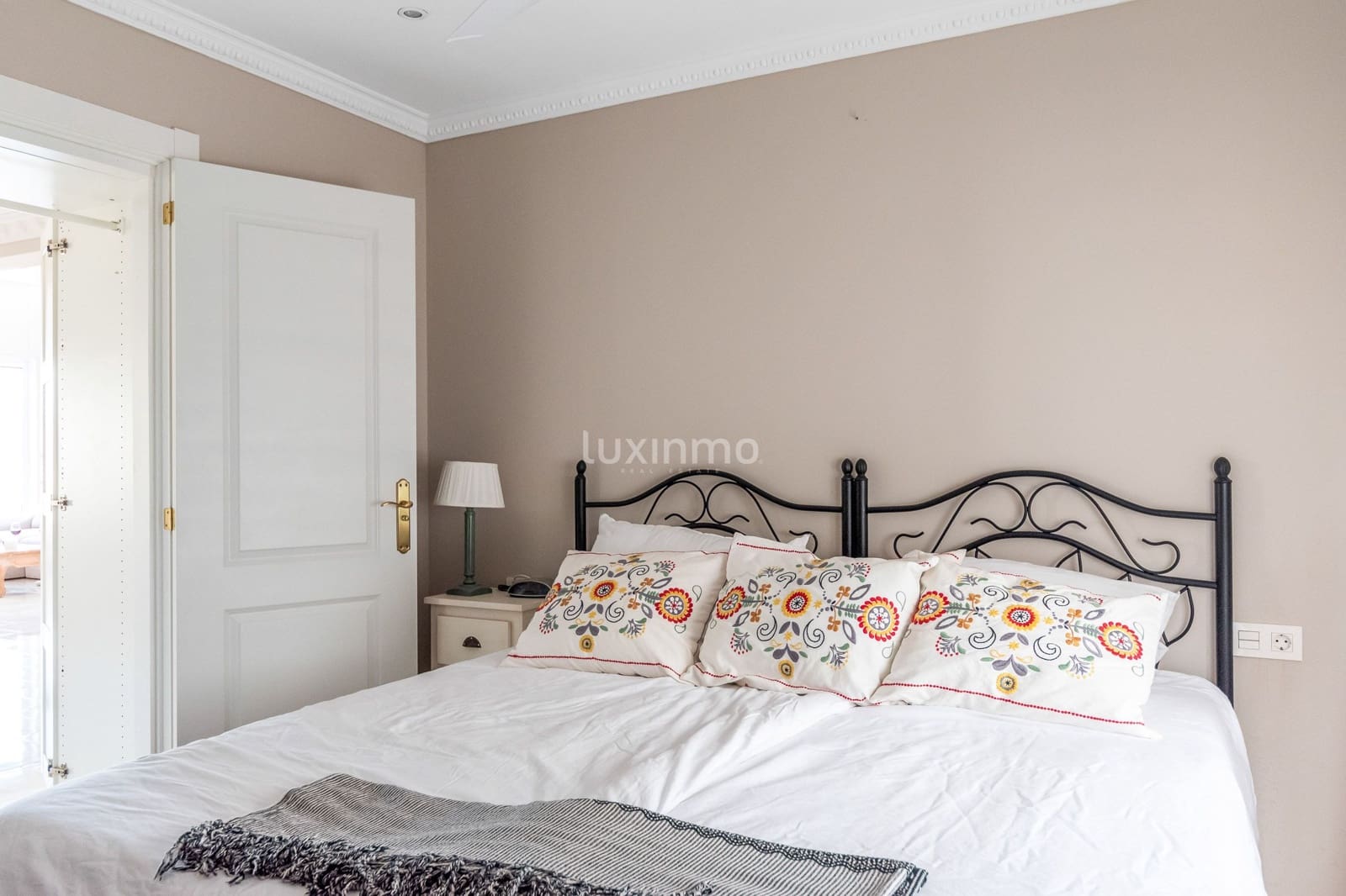 3 soverom Villa til salgs i Alfaz del Pi / L'Alfas del Pi med svømmebasseng garasje - € 1 349 000 (Ref: 8845309)