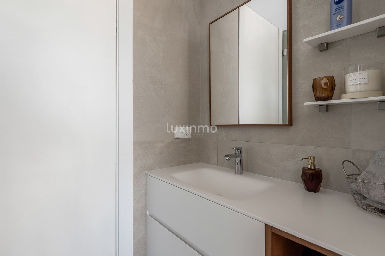 3 soverom Villa til salgs i Finestrat med svømmebasseng garasje - € 1 270 000 (Ref: 8845313)