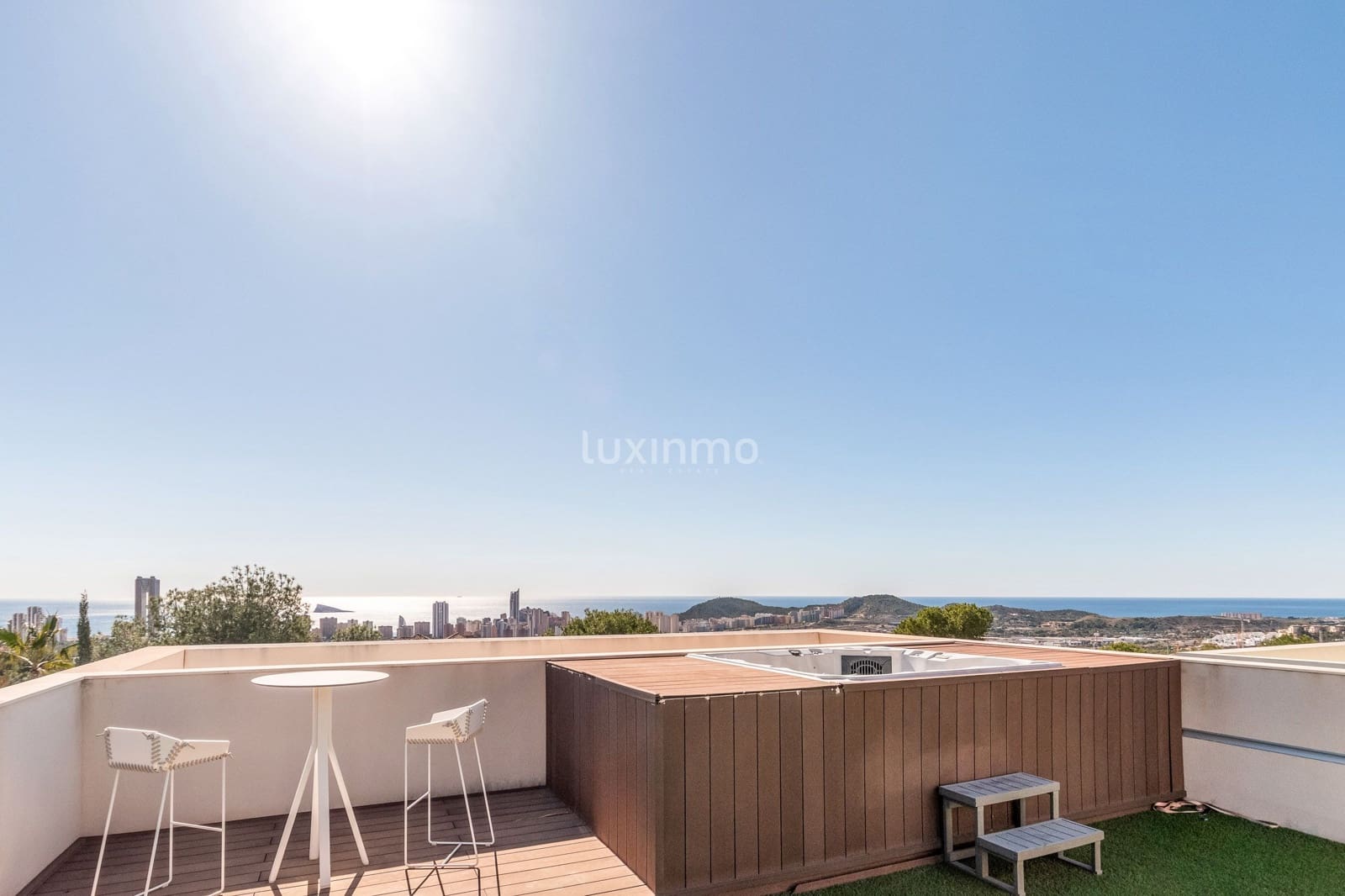 3 soverom Villa til salgs i Finestrat med svømmebasseng garasje - € 1 270 000 (Ref: 8845313)