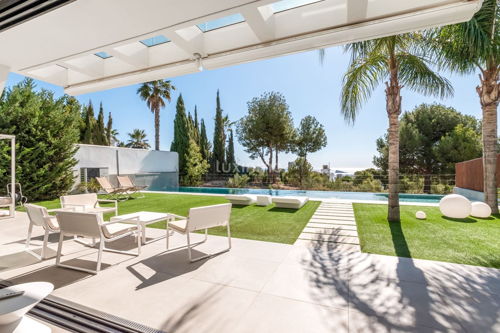 3 soverom Villa til salgs i Finestrat med svømmebasseng garasje - € 1 270 000 (Ref: 8845313)