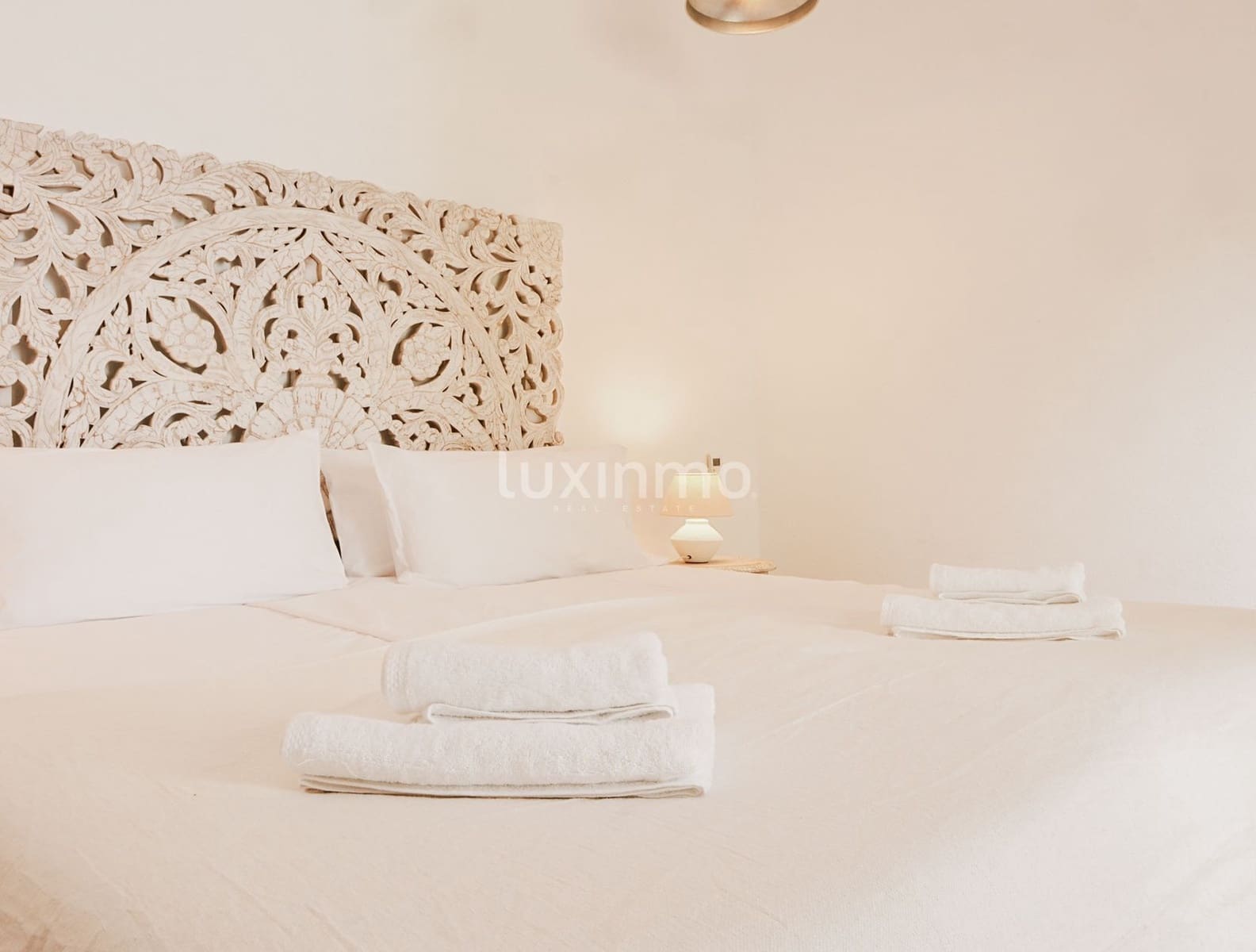 6 bedroom Villa for sale in Sant Antoni de Portmany with pool garage - € 2,700,000 (Ref: 8845315)