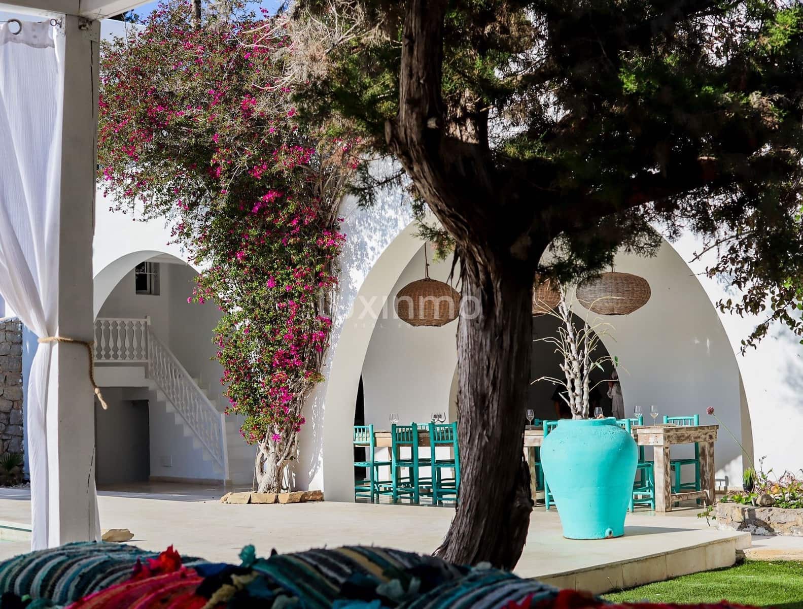 6 bedroom Villa for sale in Sant Antoni de Portmany with pool garage - € 2,700,000 (Ref: 8845315)