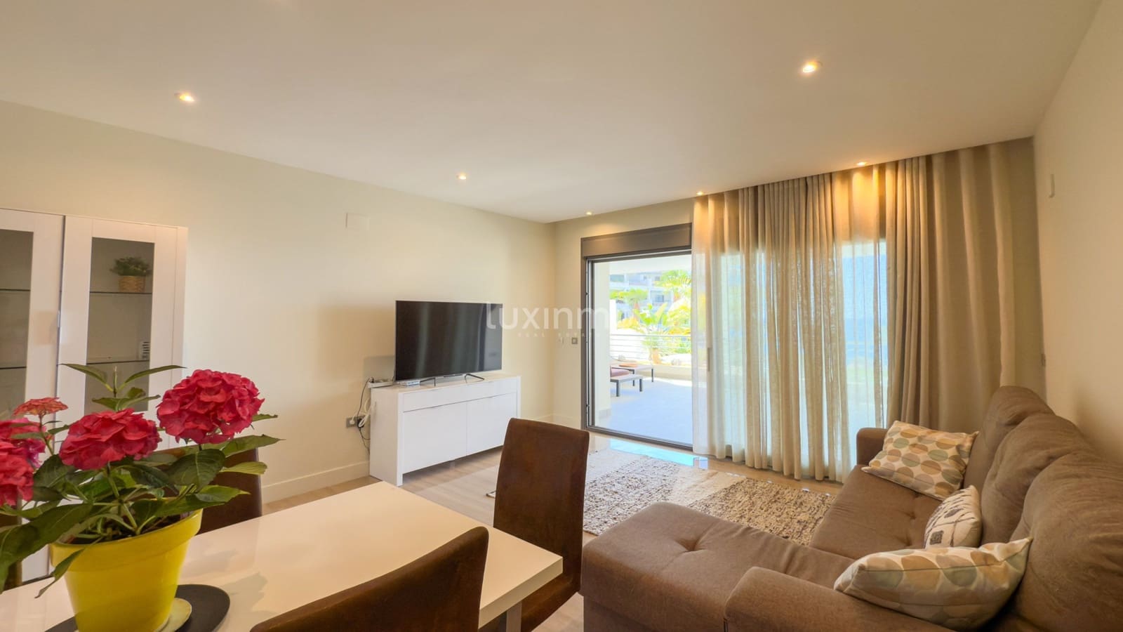 Appartement de 2 chambres à louer à Altea avec garage - 2 400 € (Ref: 8848746)