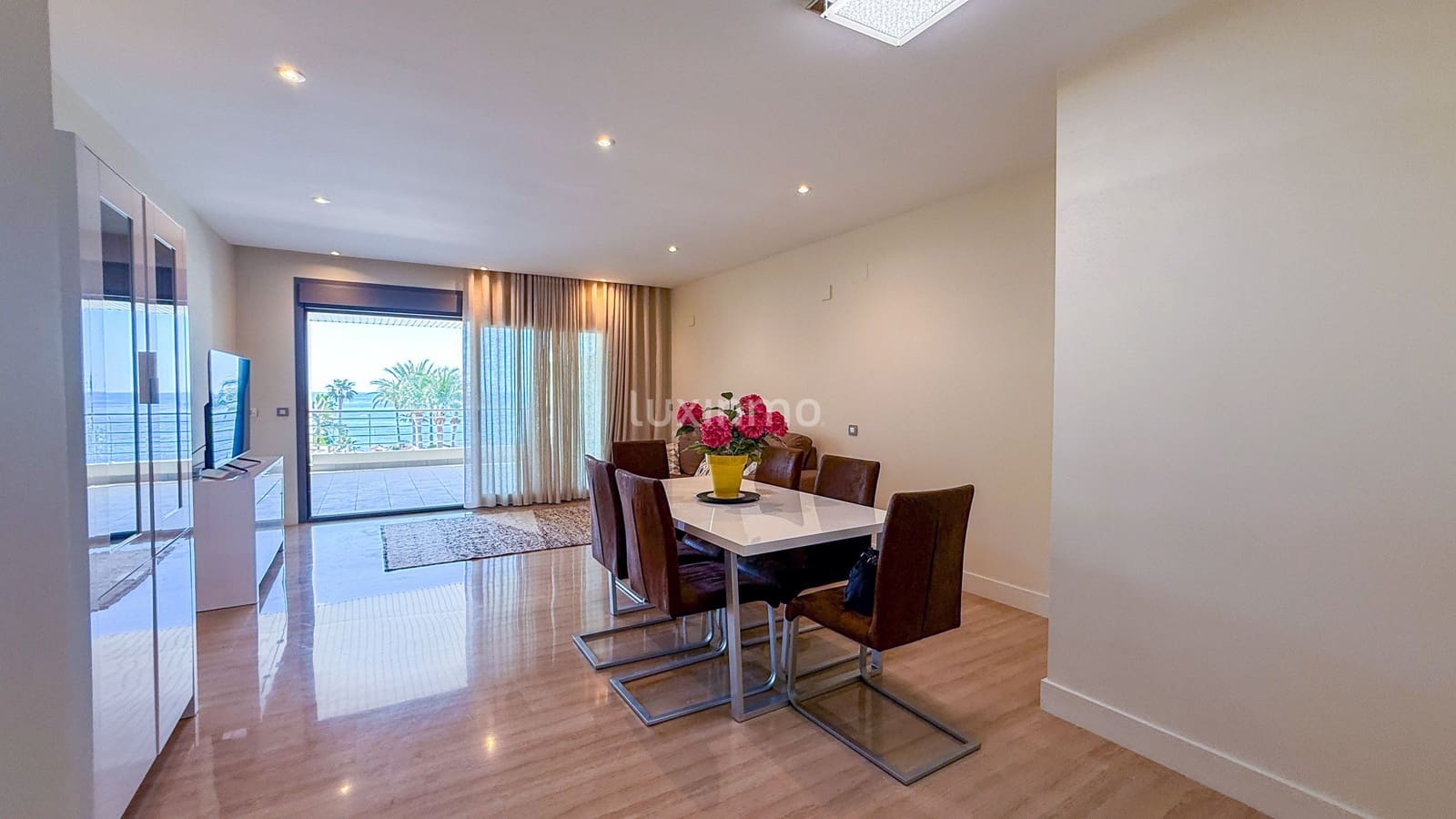 Appartement de 2 chambres à louer à Altea avec garage - 2 400 € (Ref: 8848746)