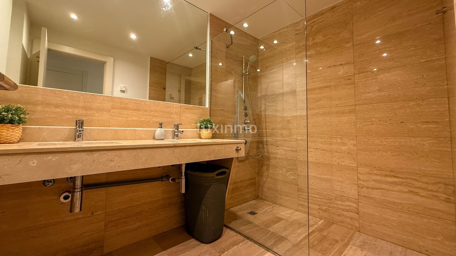 Appartement de 2 chambres à louer à Altea avec garage - 2 400 € (Ref: 8848746)