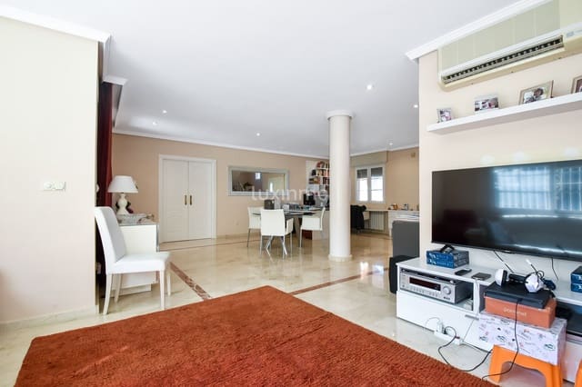 4 soverom Villa til salgs i Alfaz del Pi / L'Alfàs del Pi med svømmebasseng garasje - € 665 000 (Ref: 8861666)