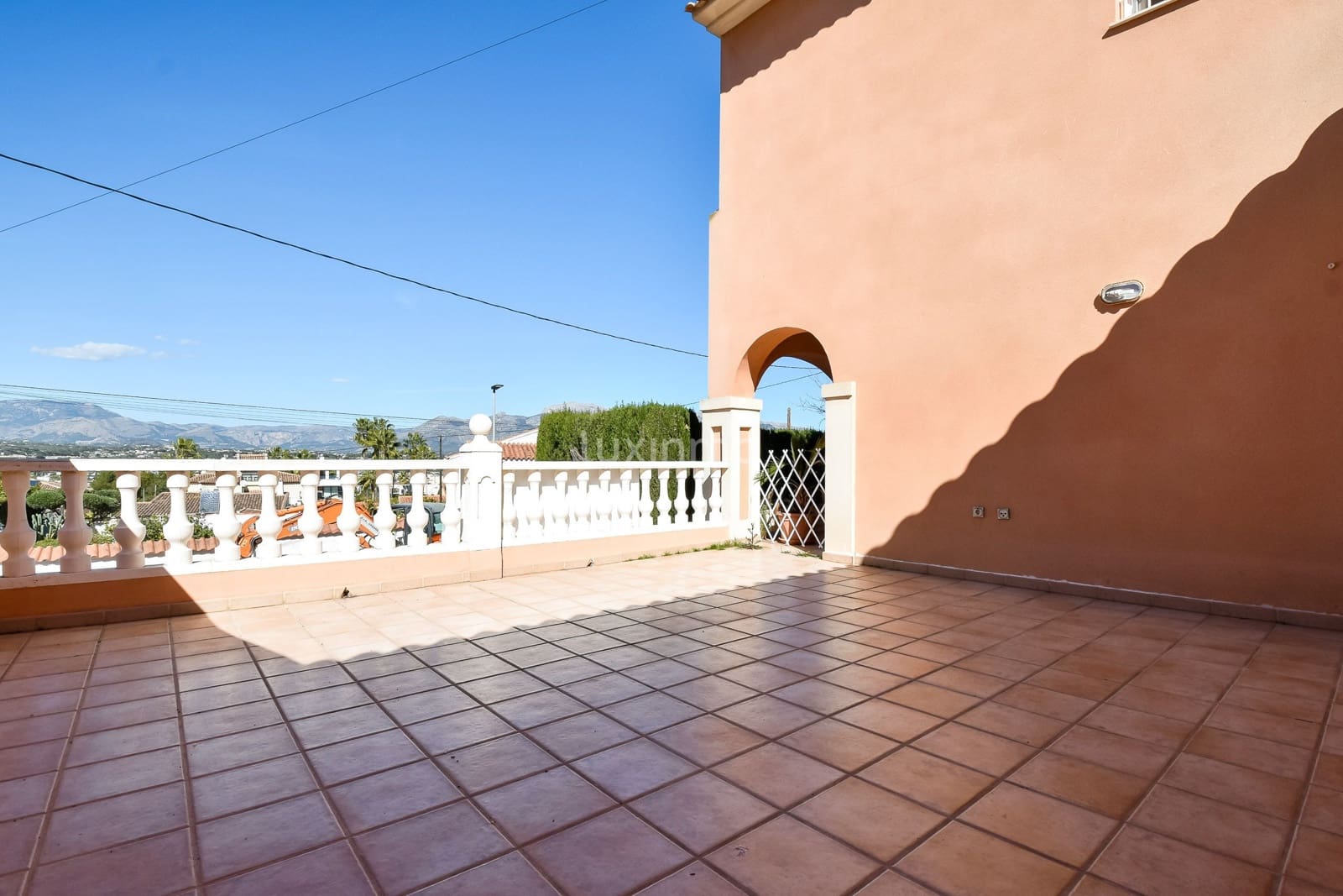 4 soverom Villa til salgs i Alfaz del Pi / L'Alfas del Pi med svømmebasseng garasje - € 665 000 (Ref: 8861666)