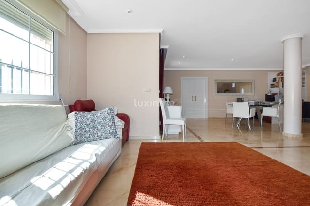 4 soverom Villa til salgs i Alfaz del Pi / L'Alfàs del Pi med svømmebasseng garasje - € 665 000 (Ref: 8861666)