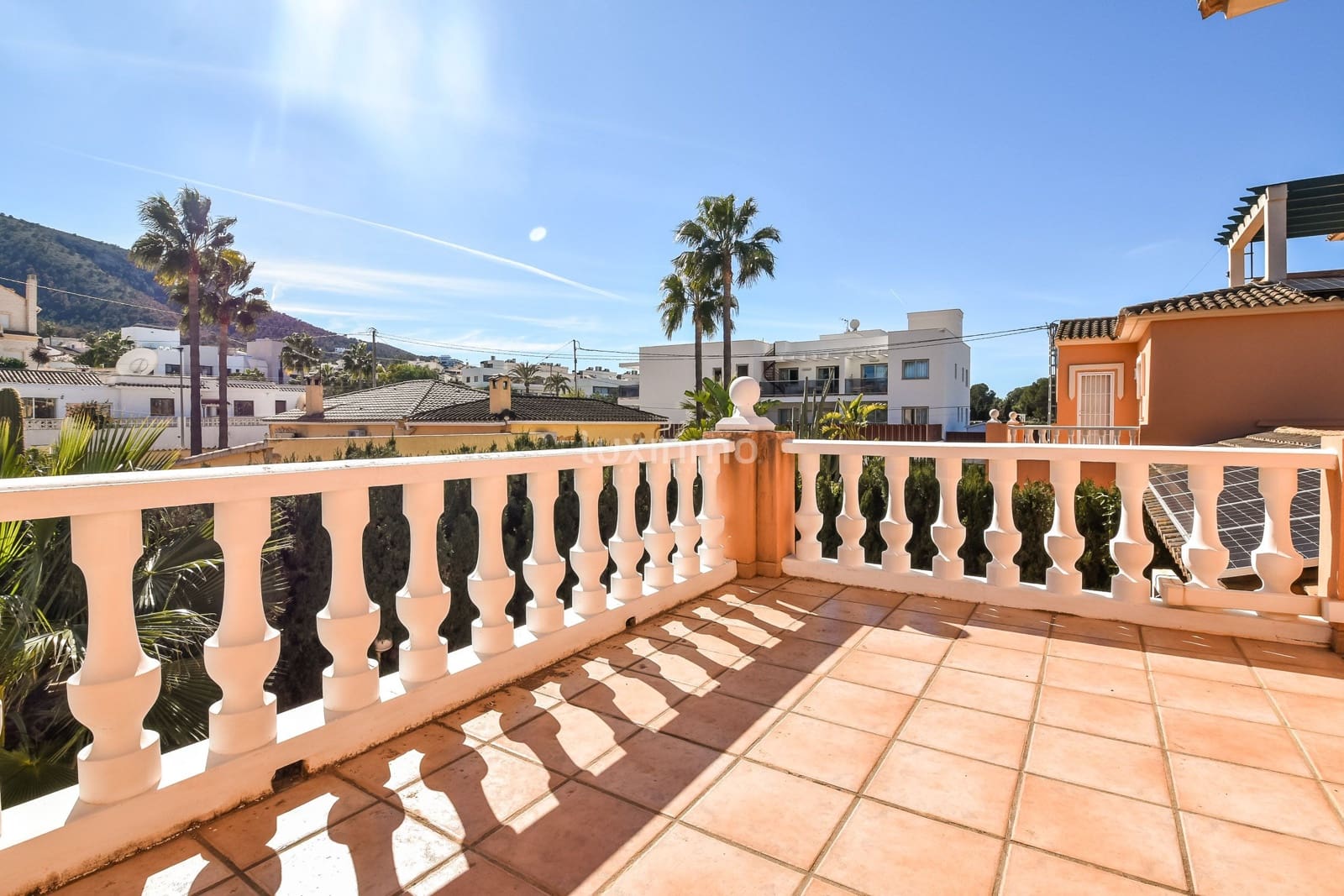 4 soverom Villa til salgs i Alfaz del Pi / L'Alfas del Pi med svømmebasseng garasje - € 665 000 (Ref: 8861666)