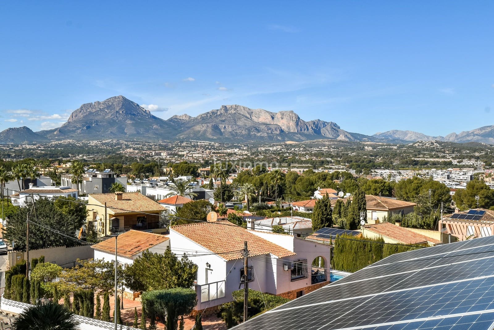 4 soverom Villa til salgs i Alfaz del Pi / L'Alfas del Pi med svømmebasseng garasje - € 665 000 (Ref: 8861666)