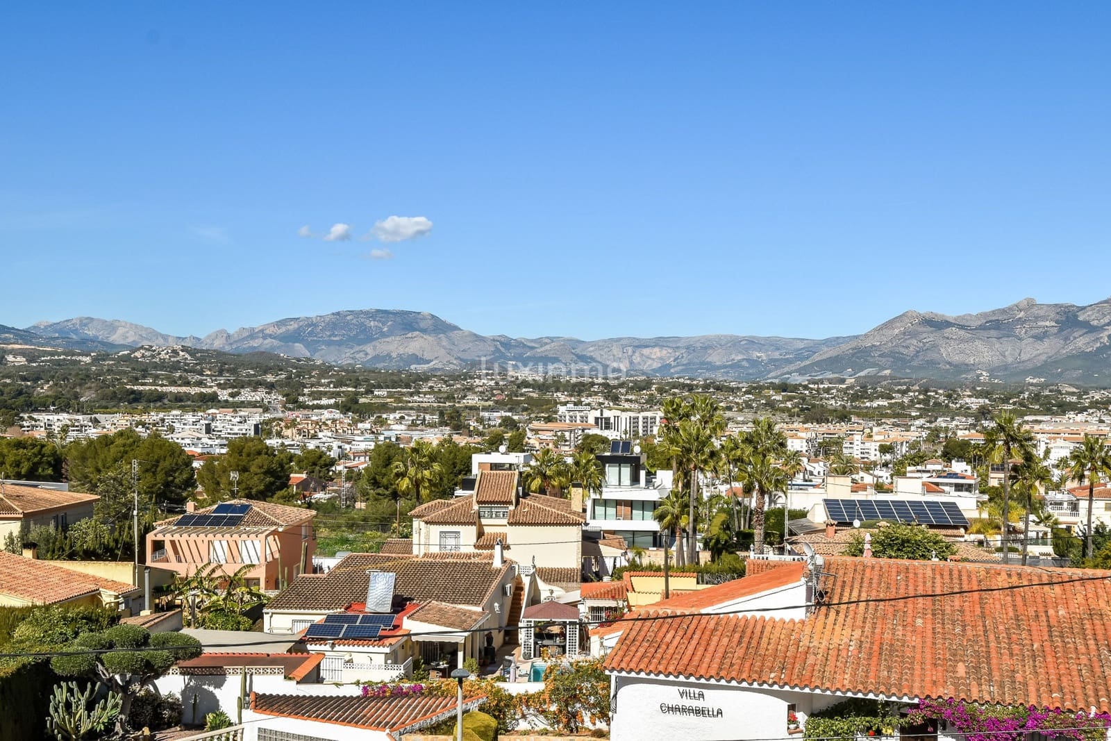 4 soverom Villa til salgs i Alfaz del Pi / L'Alfas del Pi med svømmebasseng garasje - € 665 000 (Ref: 8861666)