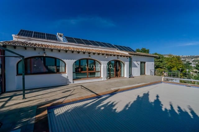 7 sovrum Villa till salu i Moraira, Teulada-Moraira med pool garage - 995 000 € (Ref: 8861667)