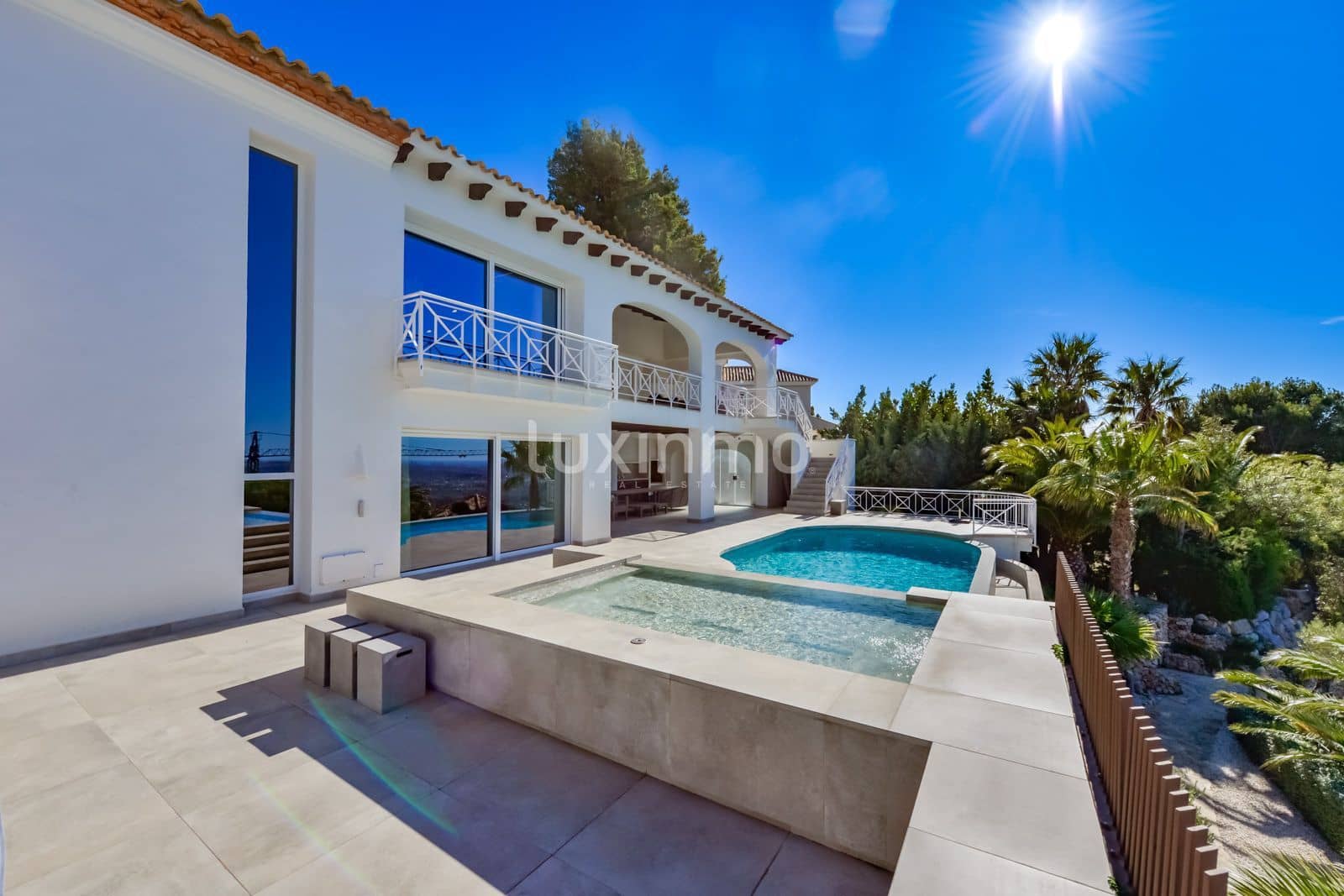 8 bedroom Villa for sale in Altea with pool garage - € 2,650,000 (Ref: 8866265)