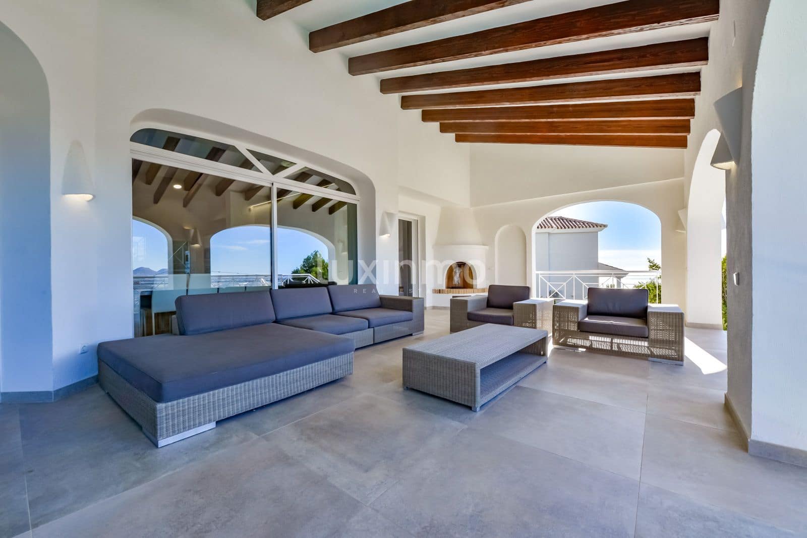 8 bedroom Villa for sale in Altea with pool garage - € 2,650,000 (Ref: 8866265)