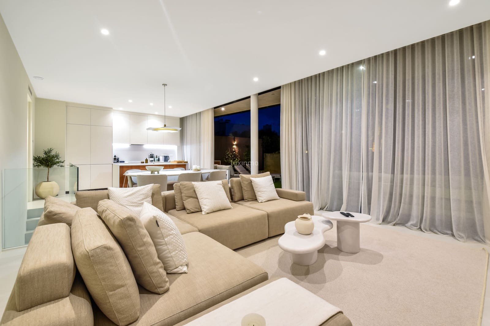 4 sypialnia Apartament na sprzedaż w Miasto Ibiza / Eivissa z basenem garażem - 1 750 000 € (Ref: 8866636)