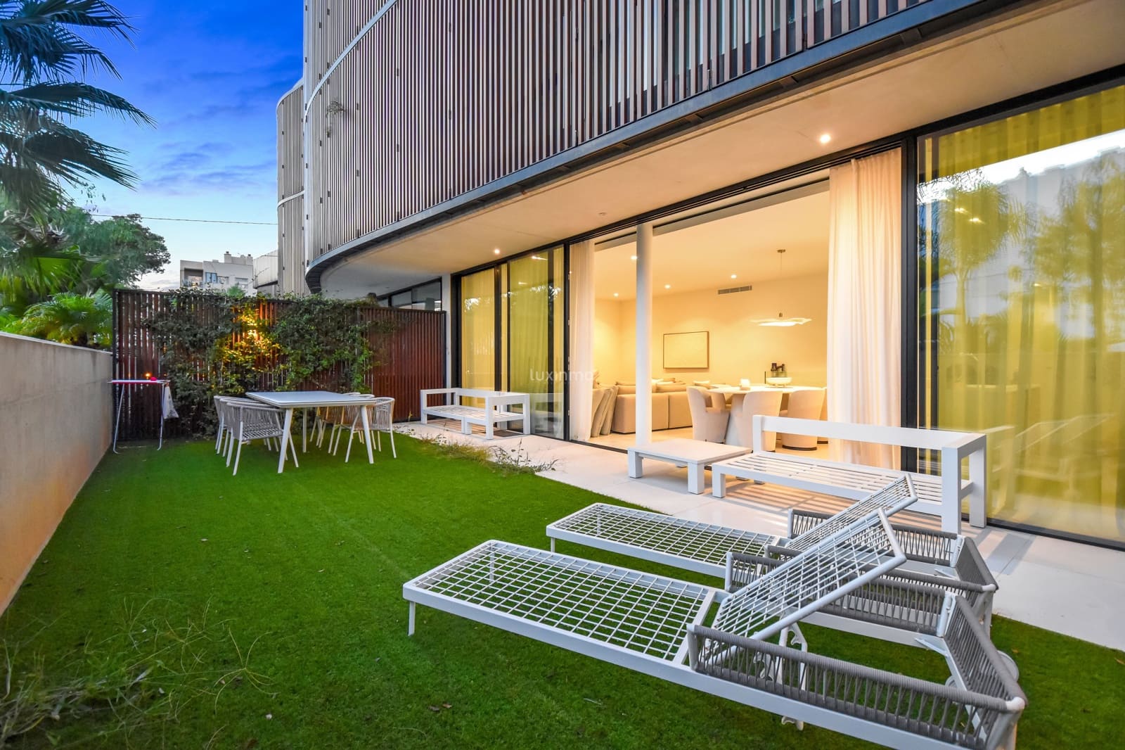 4 sypialnia Apartament na sprzedaż w Miasto Ibiza / Eivissa z basenem garażem - 1 750 000 € (Ref: 8866636)