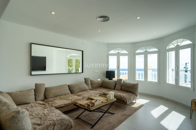 6 bedroom Villa for rent in Altea with pool garage - € 8,000 (Ref: 8867492)