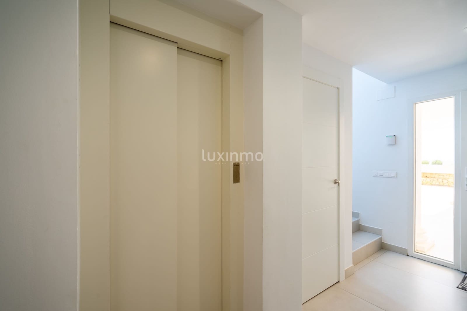 6 soveværelse Villa til leje i Altea med swimmingpool garage - € 8.000 (Ref: 8867492)