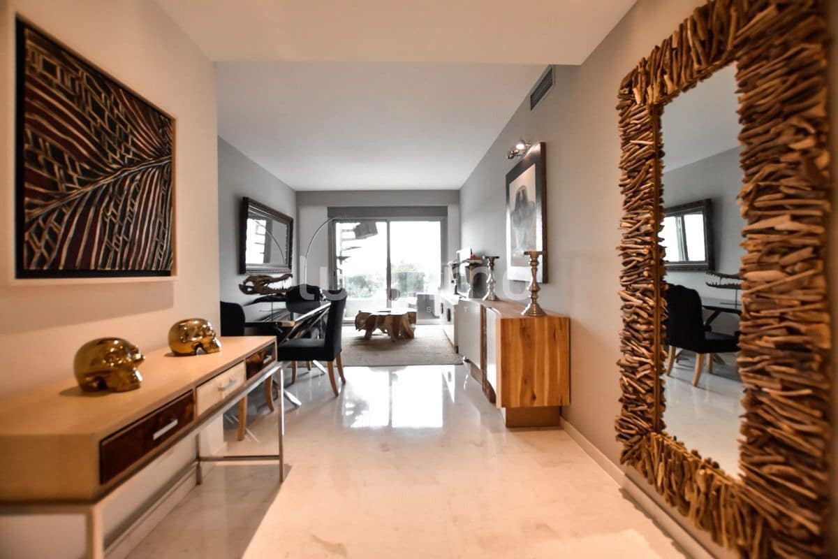 2 soverom Penthouse til salgs i San Jose / Sant Josep de Sa Talaia med svømmebasseng garasje - € 980 000 (Ref: 8893749)