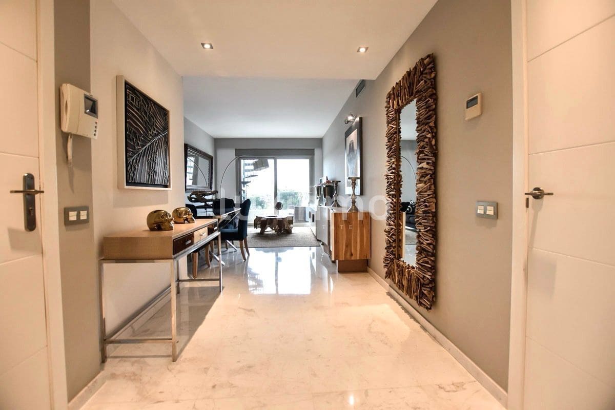 2 soverom Penthouse til salgs i San Jose / Sant Josep de Sa Talaia med svømmebasseng garasje - € 980 000 (Ref: 8893749)