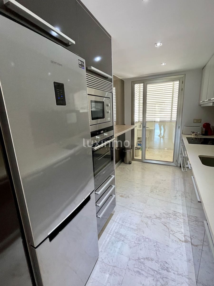 2 soverom Penthouse til salgs i San Jose / Sant Josep de Sa Talaia med svømmebasseng garasje - € 980 000 (Ref: 8893749)