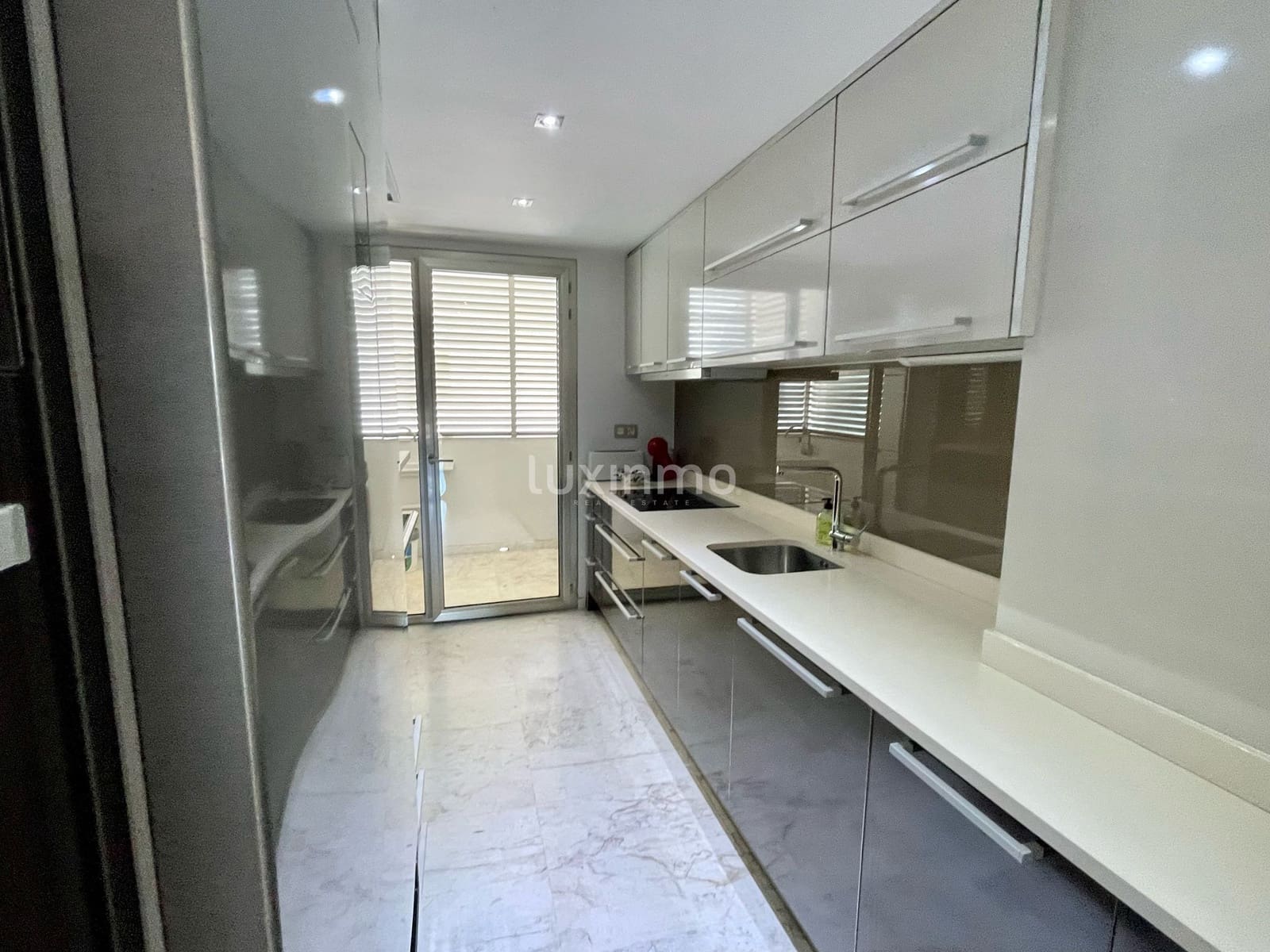 2 soverom Penthouse til salgs i San Jose / Sant Josep de Sa Talaia med svømmebasseng garasje - € 980 000 (Ref: 8893749)