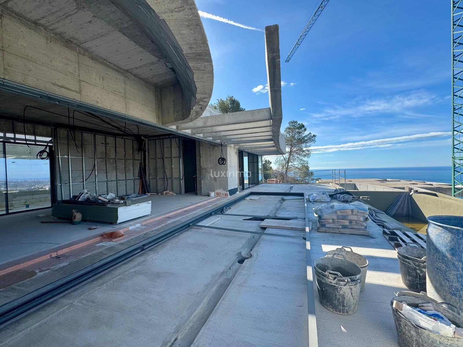 4 bedroom Villa for sale in Altea with pool garage - € 3,500,000 (Ref: 8895945)