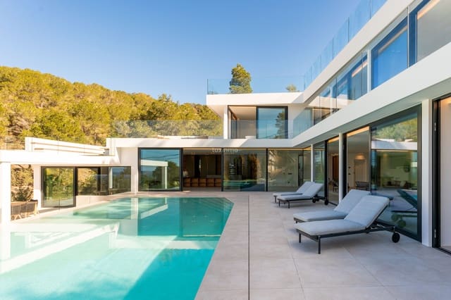 6 bedroom Villa for sale in Sant Antoni de Portmany with pool garage - € 5,750,000 (Ref: 8908156)