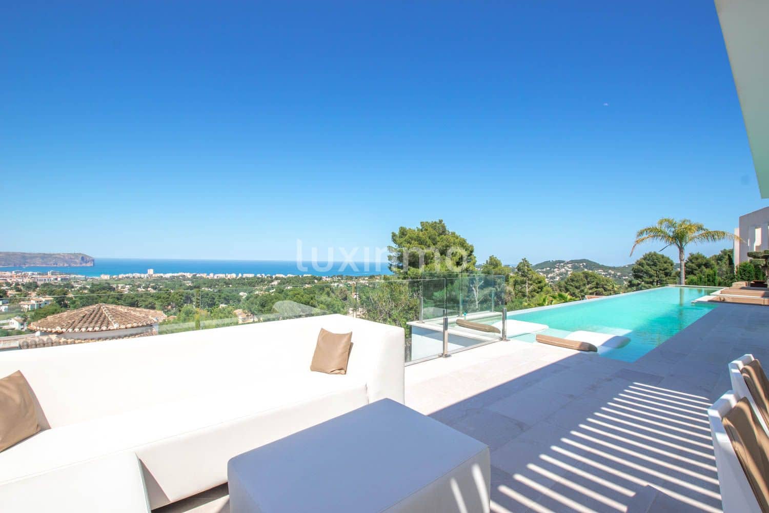 4 Zimmer Villa zu verkaufen in Javea / Xabia mit Pool Garage - 1.875.000 € (Ref: 8915839)