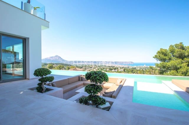 4 Zimmer Villa zu verkaufen in Javea / Xàbia mit Pool Garage - 1.875.000 € (Ref: 8915839)