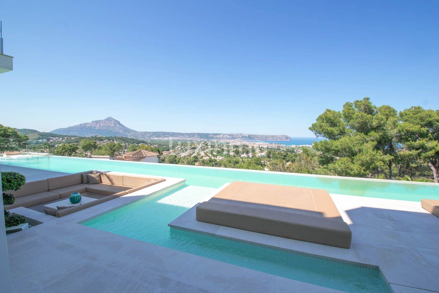 4 Zimmer Villa zu verkaufen in Javea / Xabia mit Pool Garage - 1.875.000 € (Ref: 8915839)