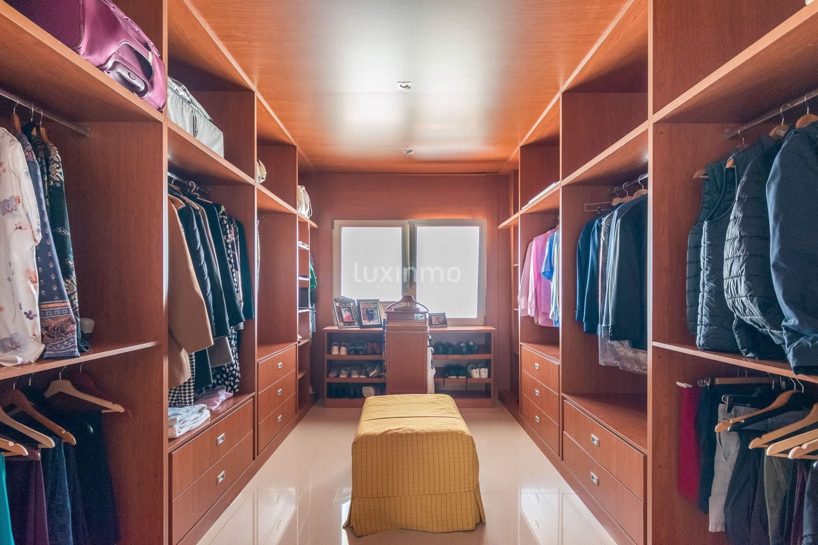 6 Zimmer Villa zu verkaufen in Alfaz del Pi / L'Alfas del Pi mit Pool Garage - 2.100.000 € (Ref: 8942267)