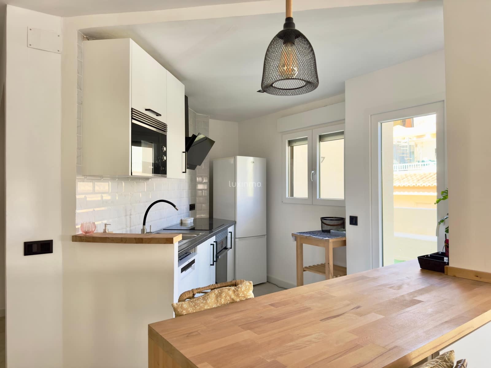 2 quarto Apartamento para arrendar em Calpe / Calp - 1 350 € (Ref: 8952164)