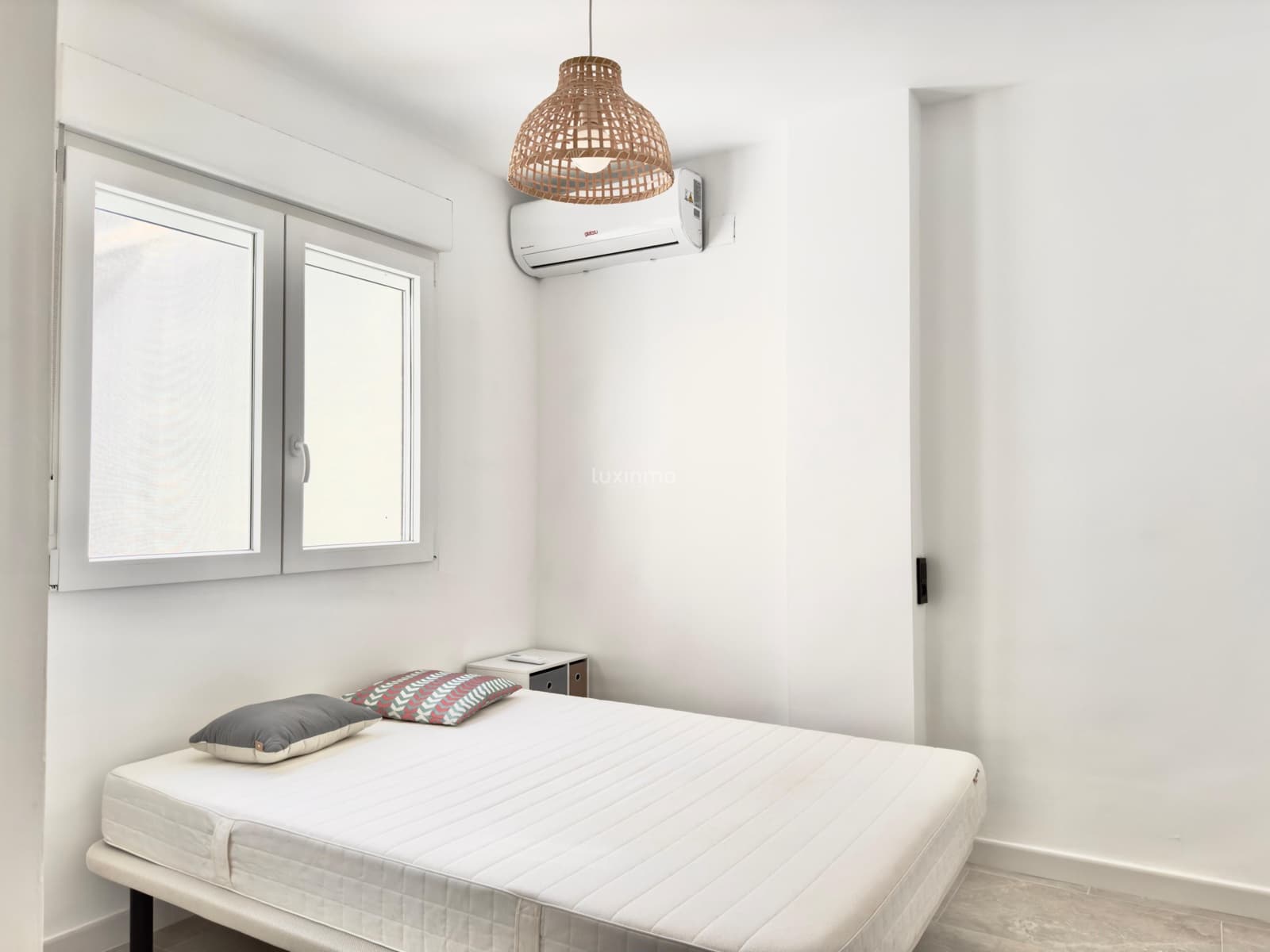 2 quarto Apartamento para arrendar em Calpe / Calp - 1 350 € (Ref: 8952164)