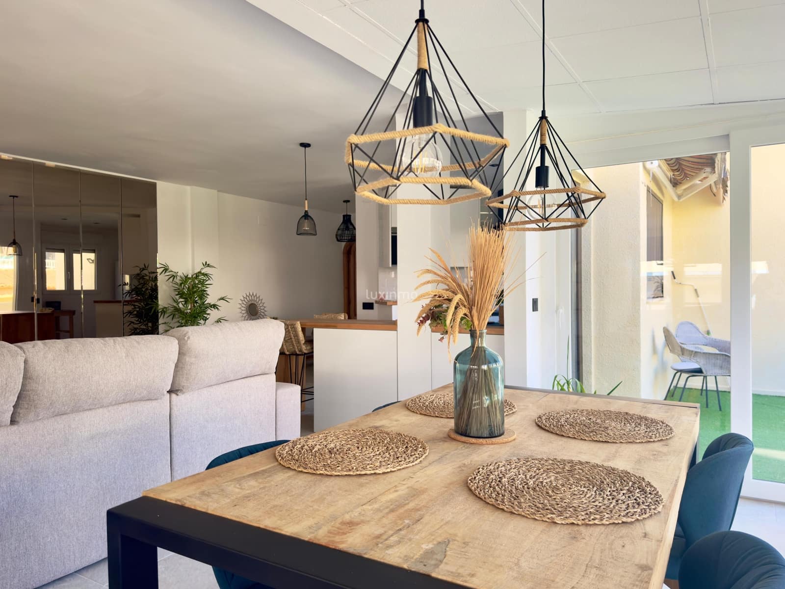 2 quarto Apartamento para arrendar em Calpe / Calp - 1 350 € (Ref: 8952164)