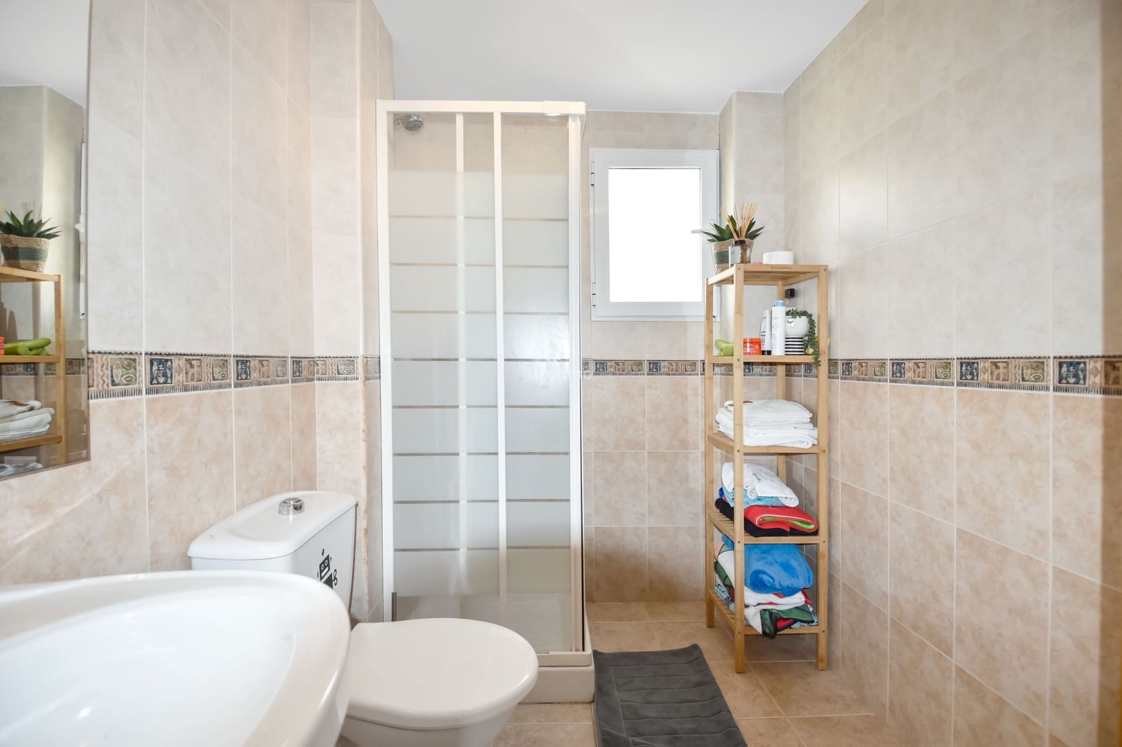 3 bedroom Apartment for rent in Finestrat with pool garage - € 1,500 (Ref: 8956175)