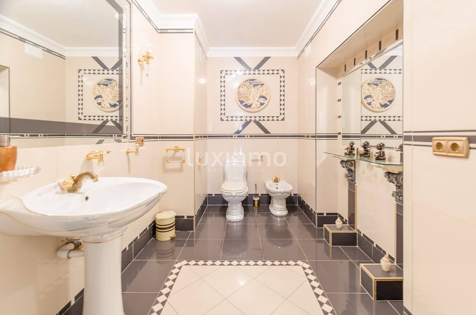 5 soveværelse Villa til leje i Altea med swimmingpool garage - € 18.000 (Ref: 8958211)